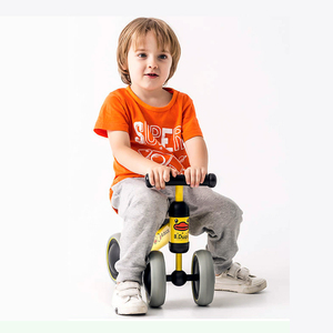 3-in-1 מיטת תינוק מתקפל עם קטנוע 3 גלגל עם פו וסגסוגת עבור משחק חיצוני