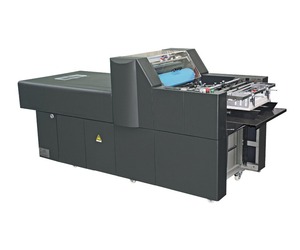 SGJ-UI620W自動デスクトップスポットUVコーティング機紙電気カートン提供水性バリア紙コーティング機