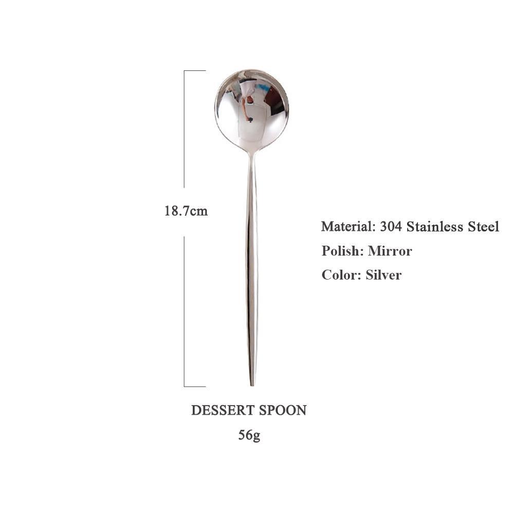 Cuillère à dessert en argent