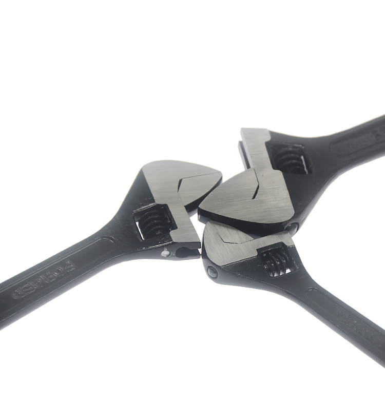 High carbon steel multi-function tool multi-function adjustable Adjustable wrench oxidation black treatment industrial