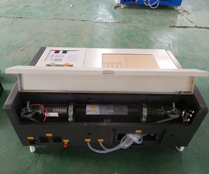 เครื่องตัดแกะสลักด้วยเลเซอร์ USB Co2 50W 300X200Mm เครื่องตัด