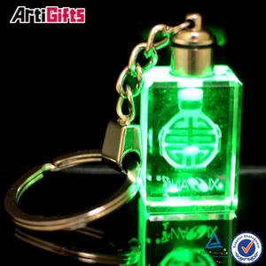 סין ארטיסטס מתנות מפעל מותאם אישית 3D גביש keychain לייזר לוגו הוביל אור סובלימציה עבור carabiners קידום