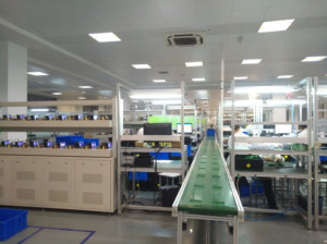 ACREL AHKC-BS AC/DC-Hall-Effekt-Sensor mit geschlossenem Regelkreis 50A Eingang 5V/4V Ausgangs stroms ensor für SPS-Impuls steuerung