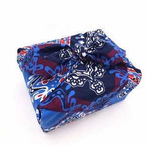 民族日本折叠包装布袋面料礼品包 100% 棉 Furoshiki