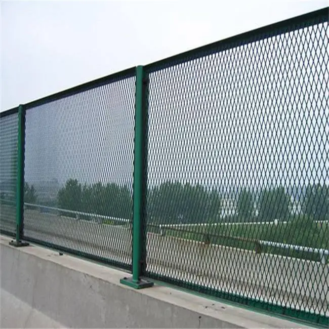 Appiattito expanded metal mesh recinzione