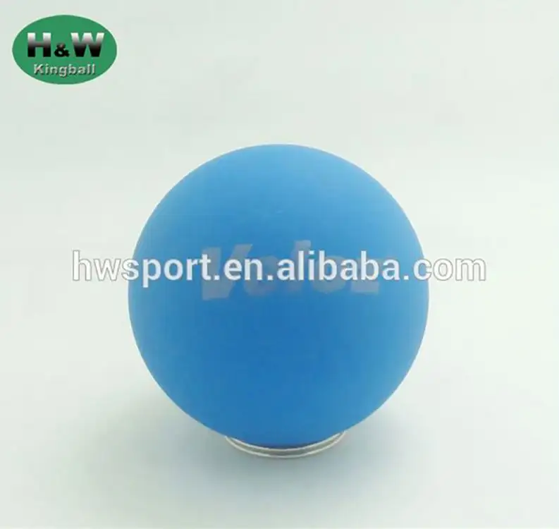 Резиновый шар с отверстиями 55 мм