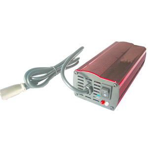 智能型万能式电动高尔夫球车锂电池3.2V <span class=keywords><strong>12V</strong></span> 24V 36V 48V 60v 72V 96v 1 ~ 22A快速锂离子锂LiFePO4电池充电器