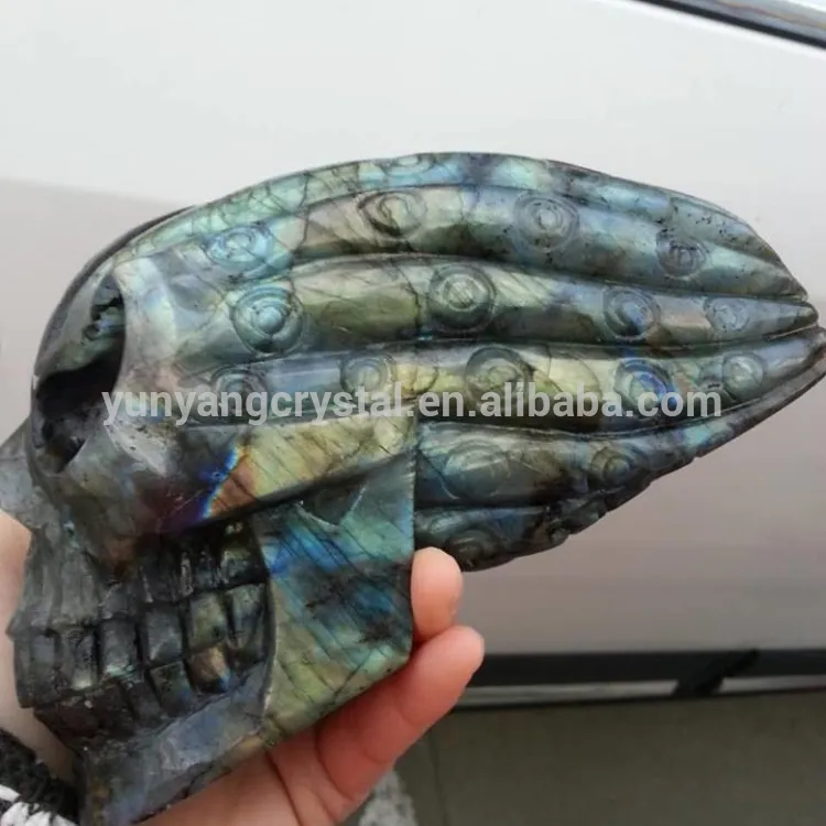 Verbazingwekkende Alien Labradoriet Quartz Crystal Skull gesneden voor Koop