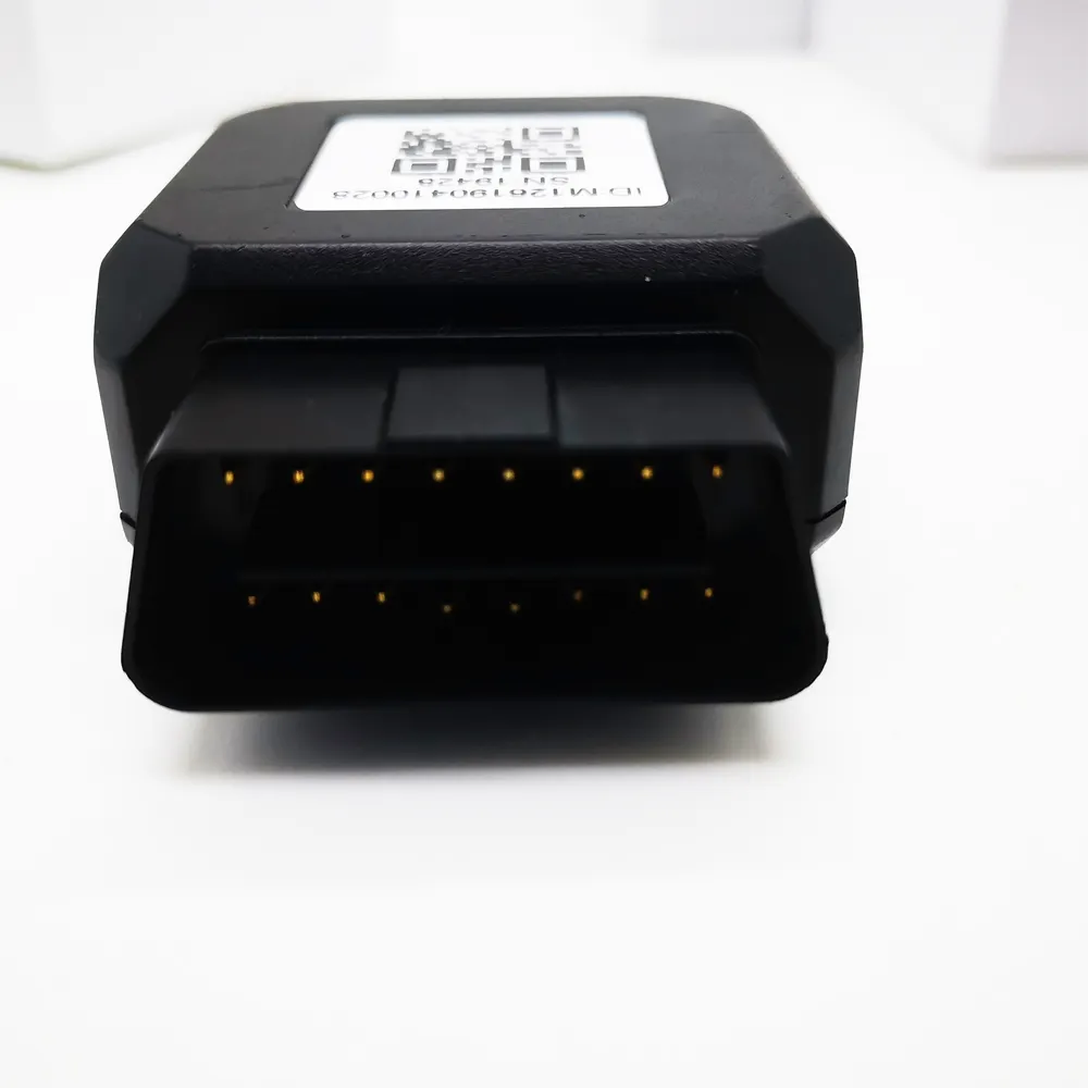 Araç/kamyon/otobüs/lojistik/kiralık araba/filo yönetimi gerekir 4G WIFI Hotspot yakıt kilometre gerçek zamanlı GPS izleyici izleme OBD