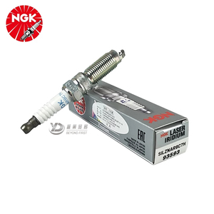 יפן Orginal NGK מצת באיכות גבוהה 93593 # SILZNAR8C7H עבור פורד פוקוס/פיאסטה/Ecosport 2013-2015 1.0T מנוע # CAF372WQ1 GTDI