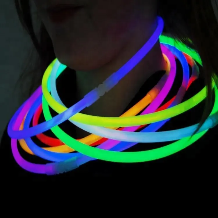 50 pezzi per tubo glow collana 22 pollici glow in the dark collana glow stick collana party