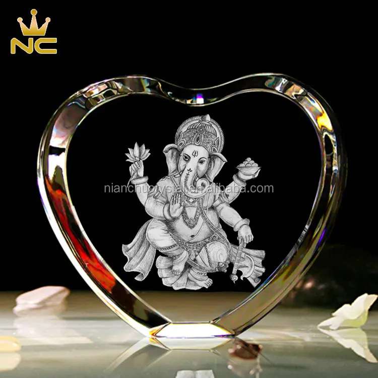 Gravação a laser 3d coração em forma de cristal de vidro ganeses para presentes religiosos