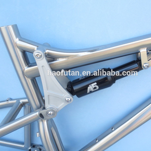 Yüksek son tam süspansiyon titanyum bisiklet şasisi <span class=keywords><strong>26</strong></span> inç 4.8 lastikler 120mm seyahat fatbike çerçeve