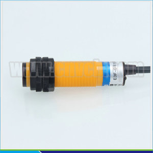 M18*1 <strong>diffuse</strong> type NPN NC dc 12-24v E3F-DS10B2 Cylinder Photoelectric <strong>Proximity</strong> <strong>sensor</strong>
