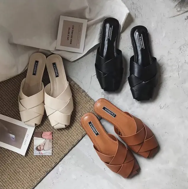Pantoufles simples et polyvalents pour femmes, chaussures d'extérieur tricotées, ajourées, paresseuses, à la mode, nouvelle collection été 2018
