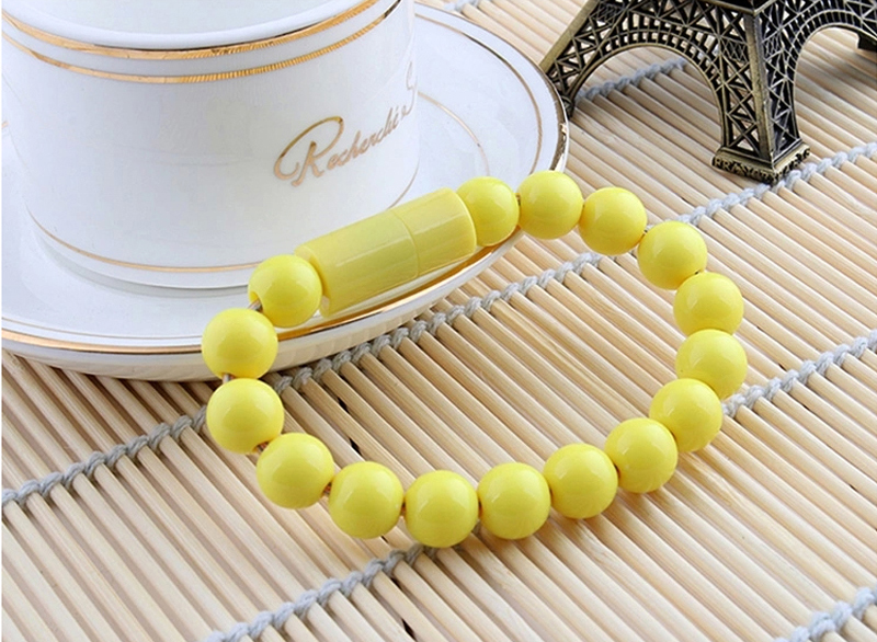 Jaune