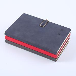 <span class=keywords><strong>2025</strong></span> A5 alto grau personalizado logotipo <span class=keywords><strong>pu</strong></span> couro luxo fivela planejador <span class=keywords><strong>notebook</strong></span>