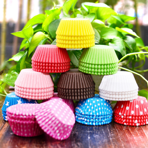 <strong>Baking</strong> Use of Polka Dot Series Paper Cupcake Holder <strong>Suit</strong> Cup and Paper Cups for Party Supply - Product Image 4