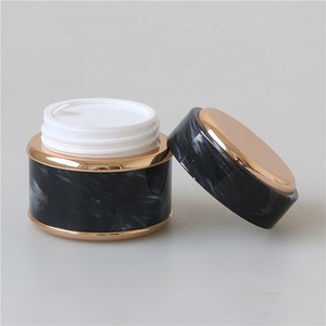5g <span class=keywords><strong>7g</strong></span> 15g 30g 50g新デザイン工場直送高級プラスチック化粧品クリームジャー在庫あり