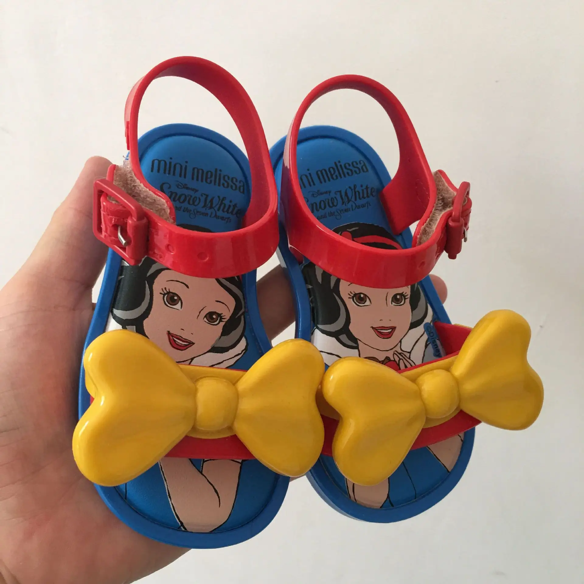 Sapatos de gelatina para crianças mais recentes, 2019