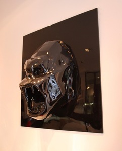 ゴリラの頭をぶら下げている黒い壁の装飾の彫刻リアルな像 - Product Image 3