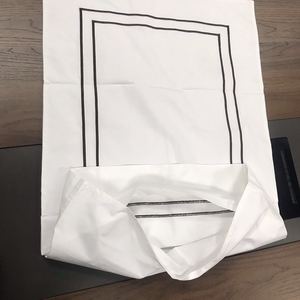 100% 棉平绣床单