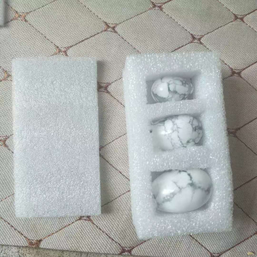 Howlite