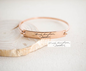 Mode benutzer definierte vergoldete gravierte Unterschrift Armband benutzer definierte Frauen Edelstahl Schmuck Bar Haken offenes Armreif Armband - Product Image 1