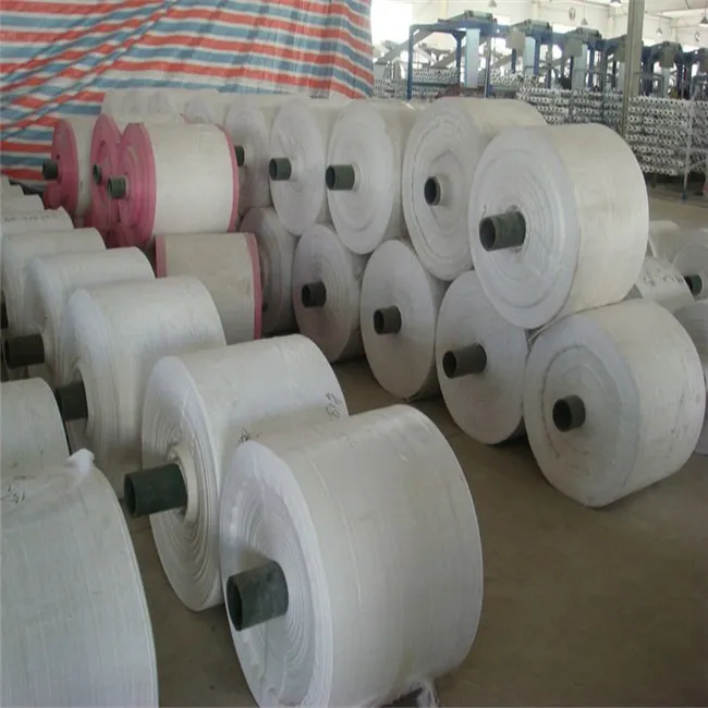 China markt heißer verkauf kunststoff produkt pp woven fabric rolls für reis tasche zuckerbeutel mehl taschen