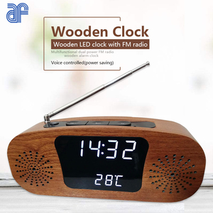 EMAF Home Decor Kinder Geschenk Tisch Schreibtisch Radio Form Kleine digitale Holz Vintage FM Radio Empfänger Wecker mit braunem Holz