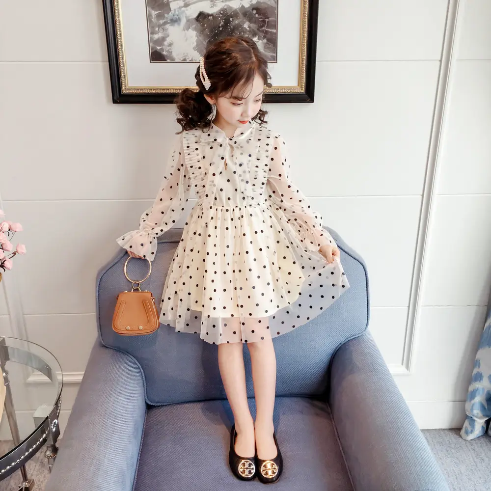 Ultimo Stile di Little Girl Dress Bambini Della Molla della Principessa Vestito Bianco del Puntino di Polka Chiffon del Vestito
