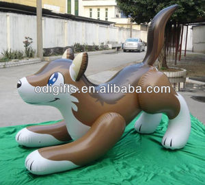 Plastik kurt oyuncak şişme