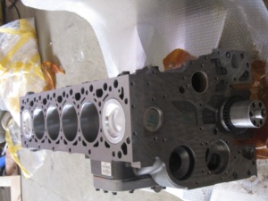 Ban đầu PC240-8 máy xúc động cơ SAA6D107E-1 6754-21-1310 khối xi lanh cho PC200-8 PC220-8 máy xúc - Product Image 5