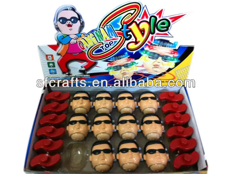 2013 nuevo producto caliente GanGnam Style toy flashing top, intermitente spinning top con luces juguete para niños