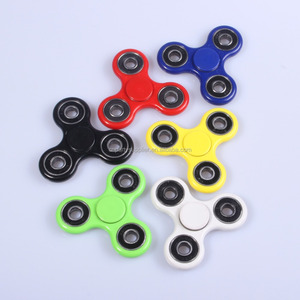 Nhà Máy Trực Tiếp Fidget Spinner Nhựa Tay Spinner Cho Bé Trai Và Trẻ Em Căng Thẳng Cứu Trợ Và Giải Nén Đồ Chơi Miễn Phí Vận Chuyển - Product Image 3