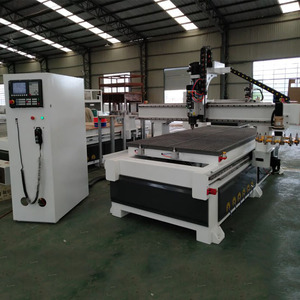 Máquina para tallado de madera 3D, enrutador CNC ATC 1325 de alta configuración, para carpintería con tipo de disco Servo - Product Image 5