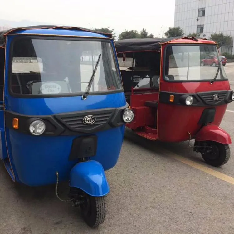 Elektrische Auto Bajaj Rikscha