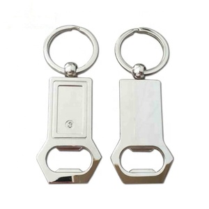 OEM מותאם אישית שונה צורות בקבוק בירה פותחן keychain מפתח עם אפוקסי