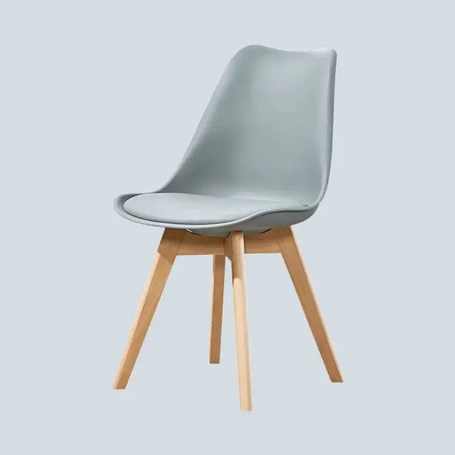 Design italiano pp posteriore gamba di legno sedie di plastica con gambe in metallo a buon mercato all'aperto sedie di plastica sedie di plastica all'ingrosso