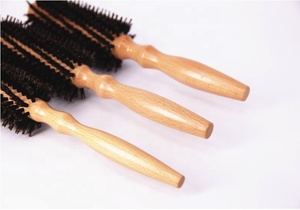 Özel Logo eko dostu küçük MOQ Salon Styling araçları radyal 100% doğal ahşap saplı naylon karışımı domuzu kıl yuvarlak saç fırça