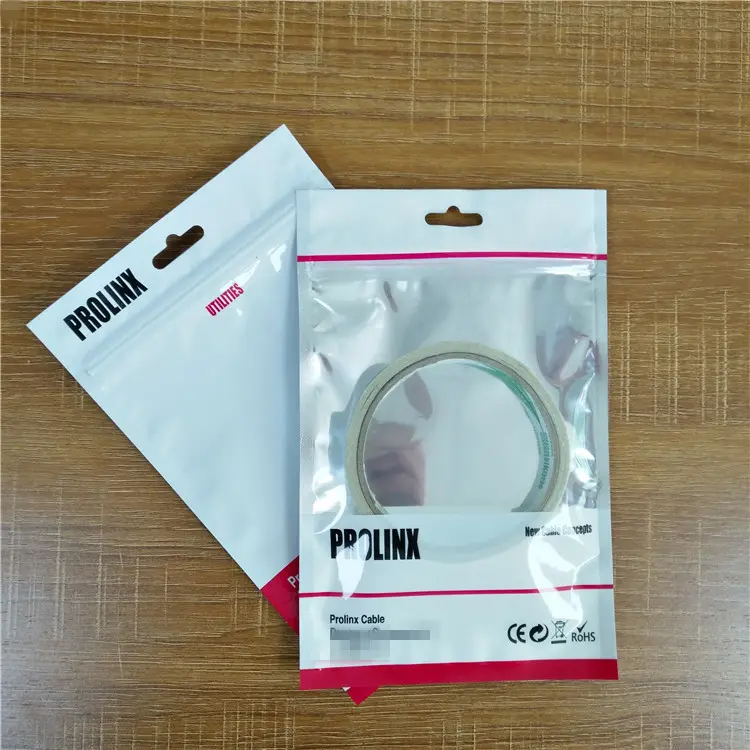 Cremallera de plástico venta al por menor paquete de bolsas de polietileno cable cerradura de cremallera agujero colgante bolsa de paquete para el cargador USB