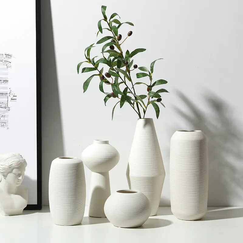 2019 new arrival high quality handmade white ceramic flower vase
