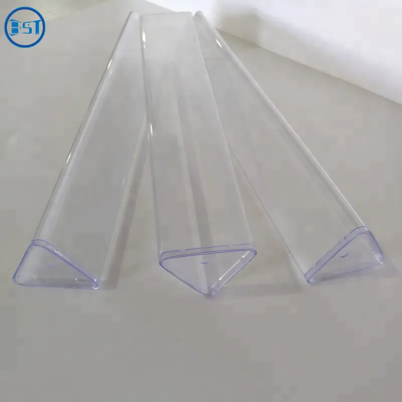 D'extrusion pvc triangulaire en plastique tube