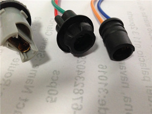 T10 ซ็อกเก็ต T10 501 W5W186 194 หลอดไฟ LED อะแดปเตอร์ 501 194 W5W ปลั๊กเชื่อมต่อสายไฟสายรัดหางหมู T15 T10 รถ LED หลอดไฟฮาโลเจน - Product Image 6