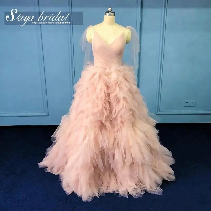 Della cinghia di spaghetti musulmano ruffle organza di colore rosa abito da sposa