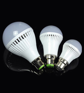 E27 dahili pil akıllı LED acil şarj edilebilir şarj Led ampul ışık lamba 7w fabrika fiyat ile - Product Image 6