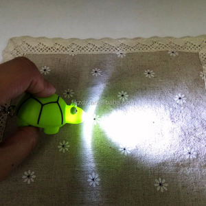 点亮动物钥匙扣乌龟奉献 led 钥匙扣