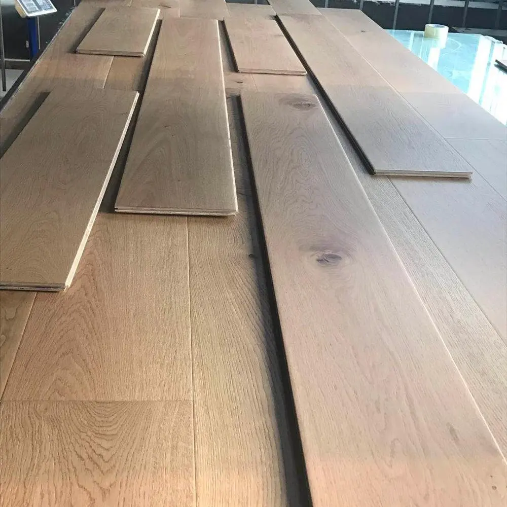 Ampia tavola di quercia pavimenti in legno massiccio di ingegneria/quercia pavimentazione solida