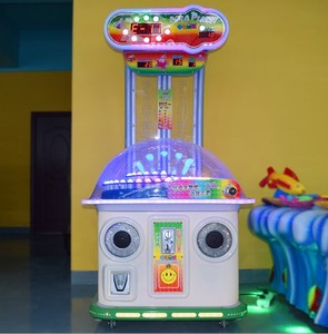 ゲーム機屋内スポーツアミューズメントコイン式アーケードドラプラネット宝くじ