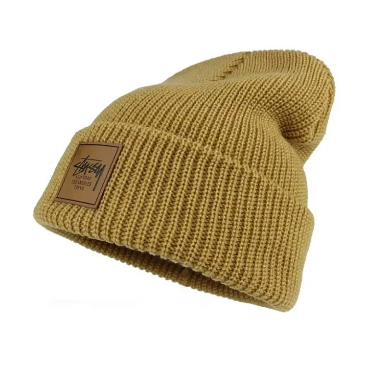 Bán Sỉ Mũ Beanie Nam Có Miếng Vá Da Logo Tùy Chỉnh